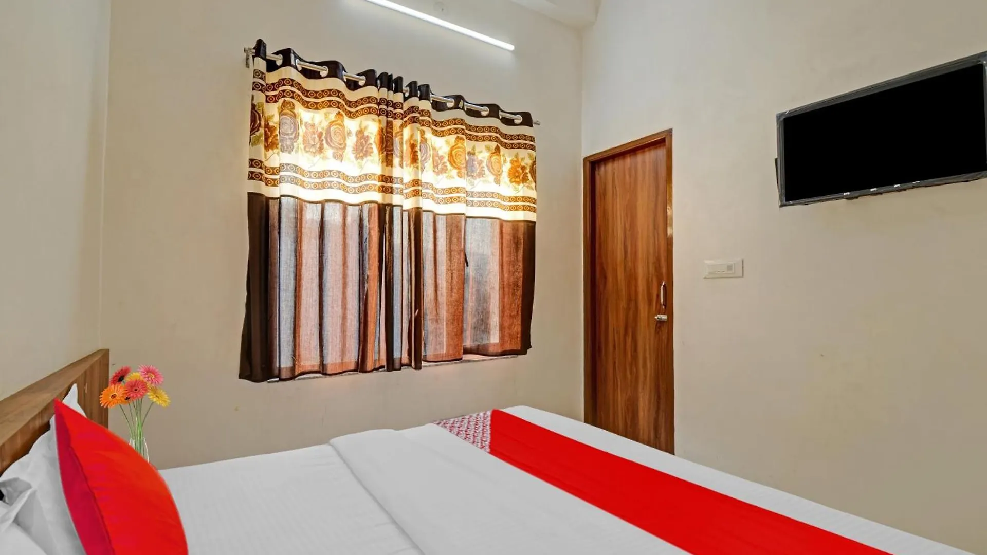 Hotel O Silver Valley Удайпур